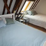 Stylish Canal-Side 2Br-1Lr Apt, At Center Of Gent